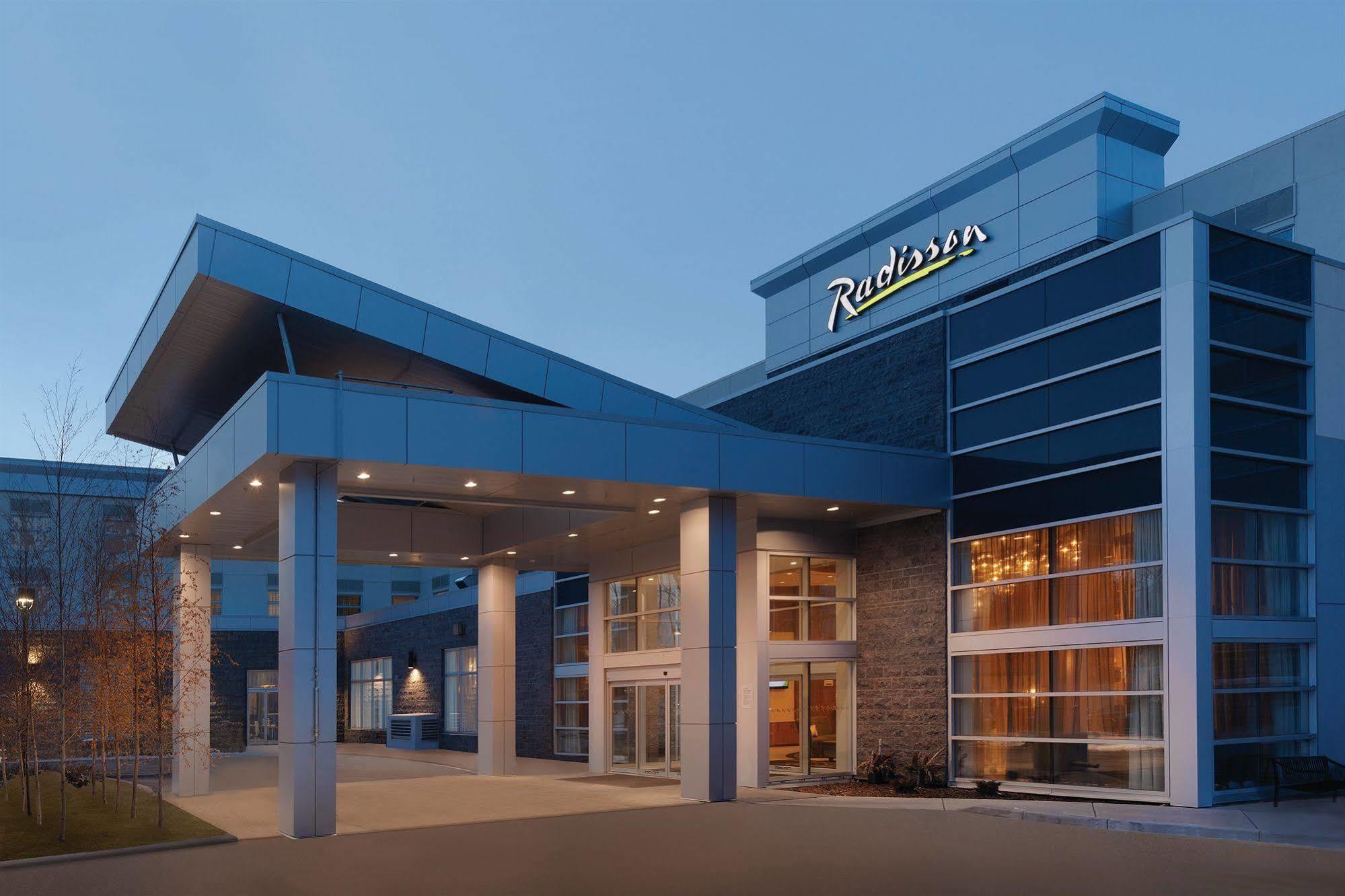 Radisson Hotel & Conference Centre Calgary Airport Exteriér fotografie